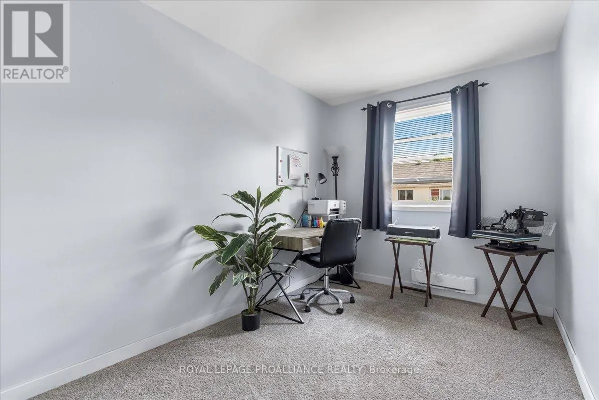 12 - 15 TRACEY PARK DRIVE, #12