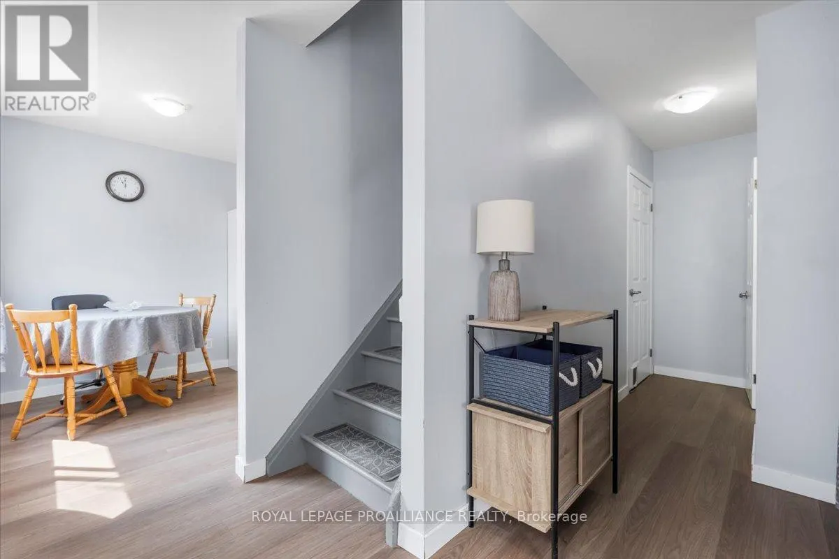 12 - 15 TRACEY PARK DRIVE, #12