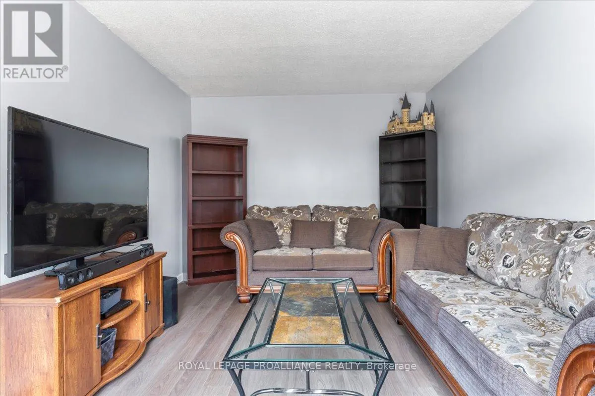 12 - 15 TRACEY PARK DRIVE, #12