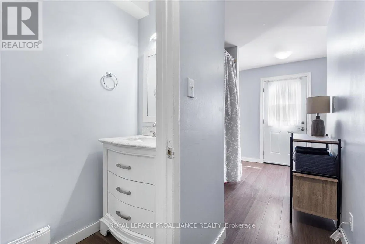 12 - 15 TRACEY PARK DRIVE, #12