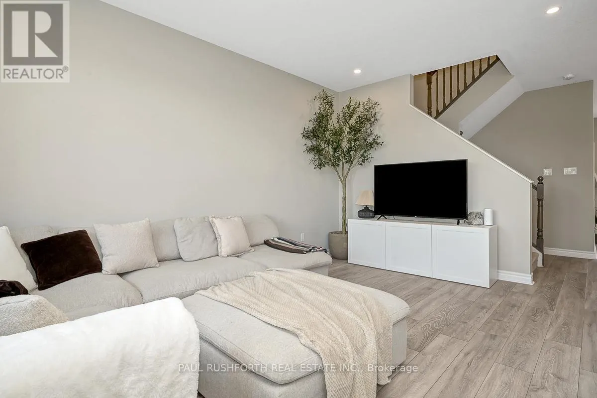 104 LIVORNO COURT
