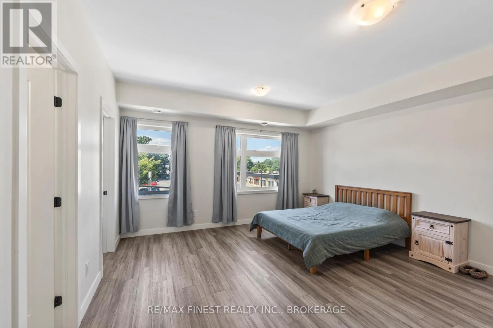 302 - 809 DEVELOPMENT DRIVE, #302