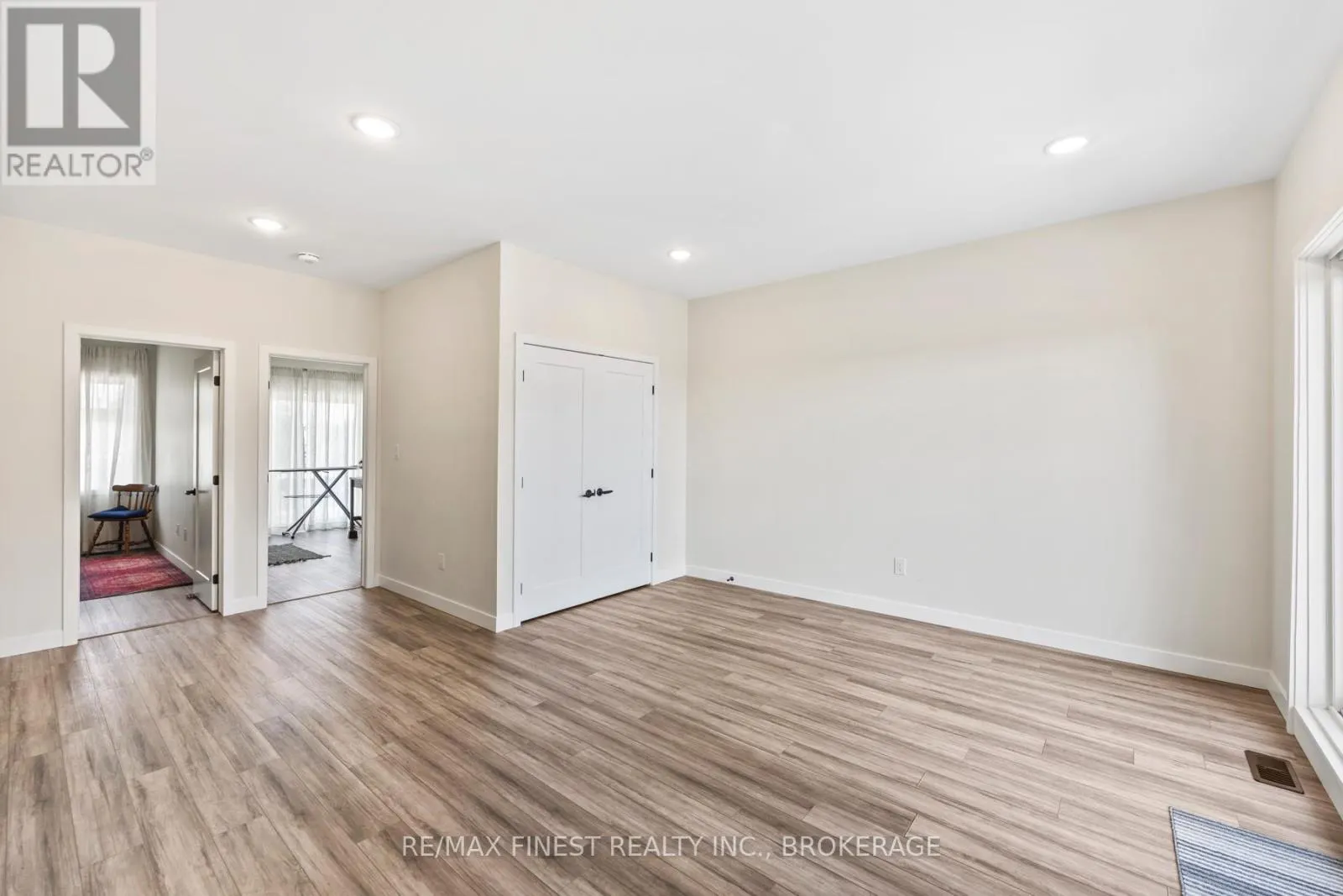 302 - 809 DEVELOPMENT DRIVE, #302