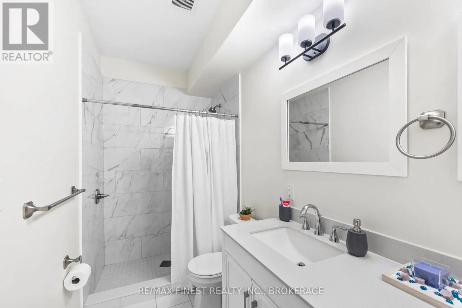 302 - 809 DEVELOPMENT DRIVE, #302