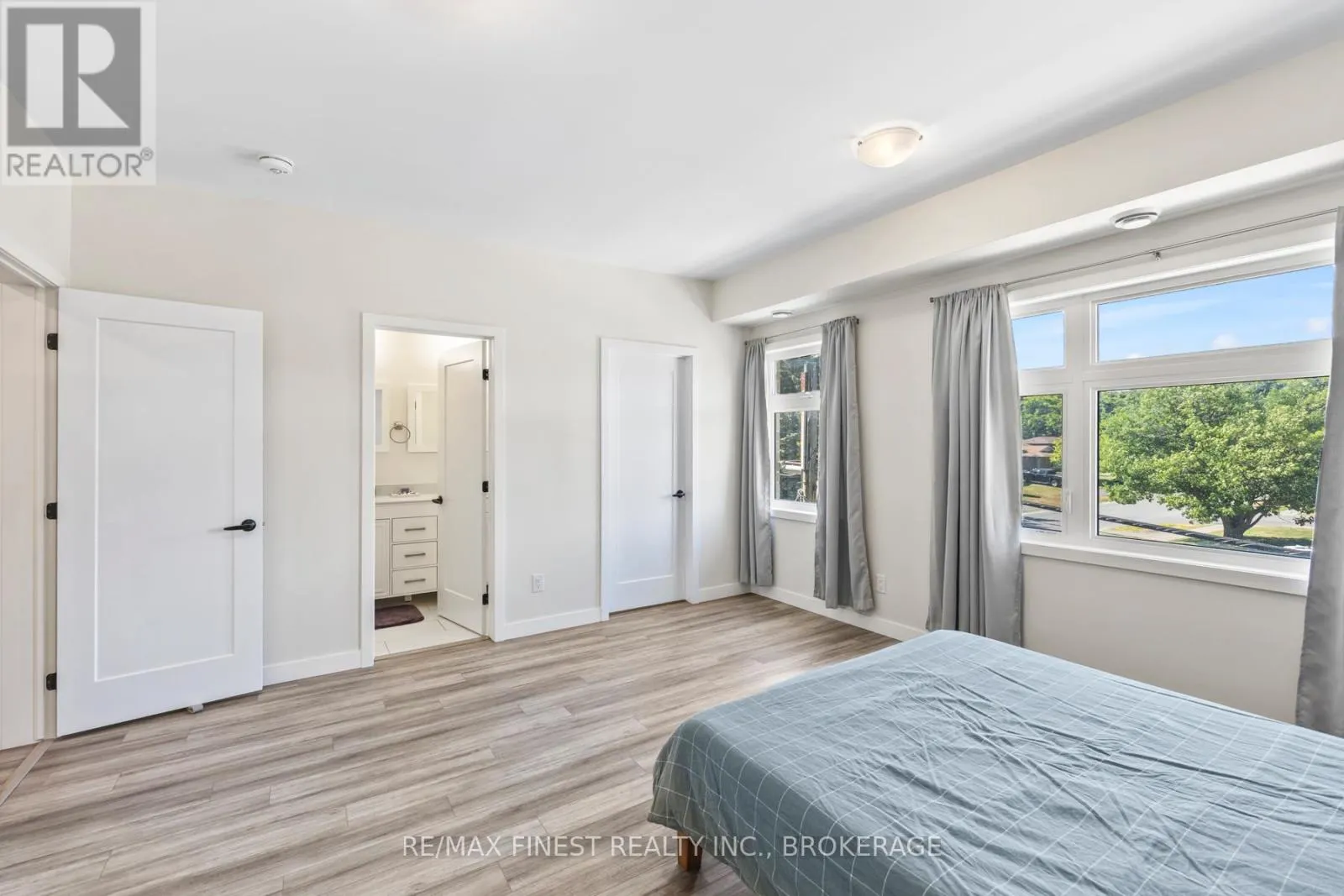 302 - 809 DEVELOPMENT DRIVE, #302