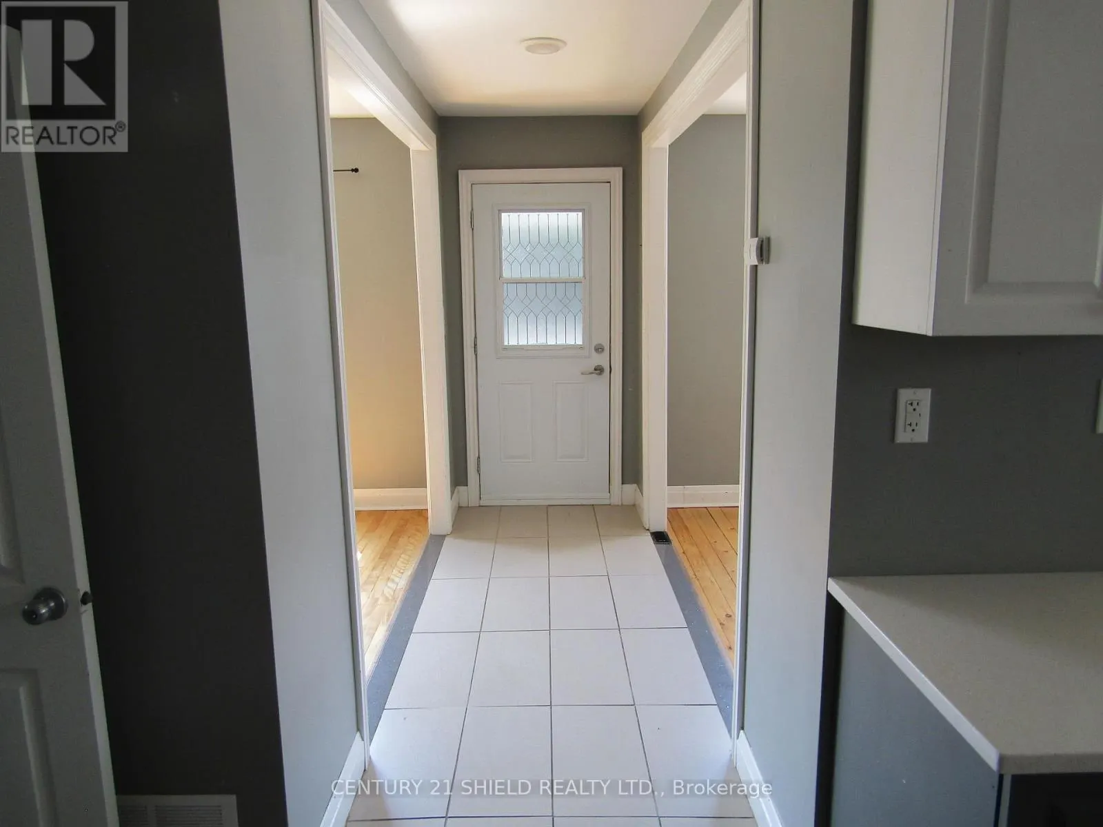 513 FOURTH STREET E