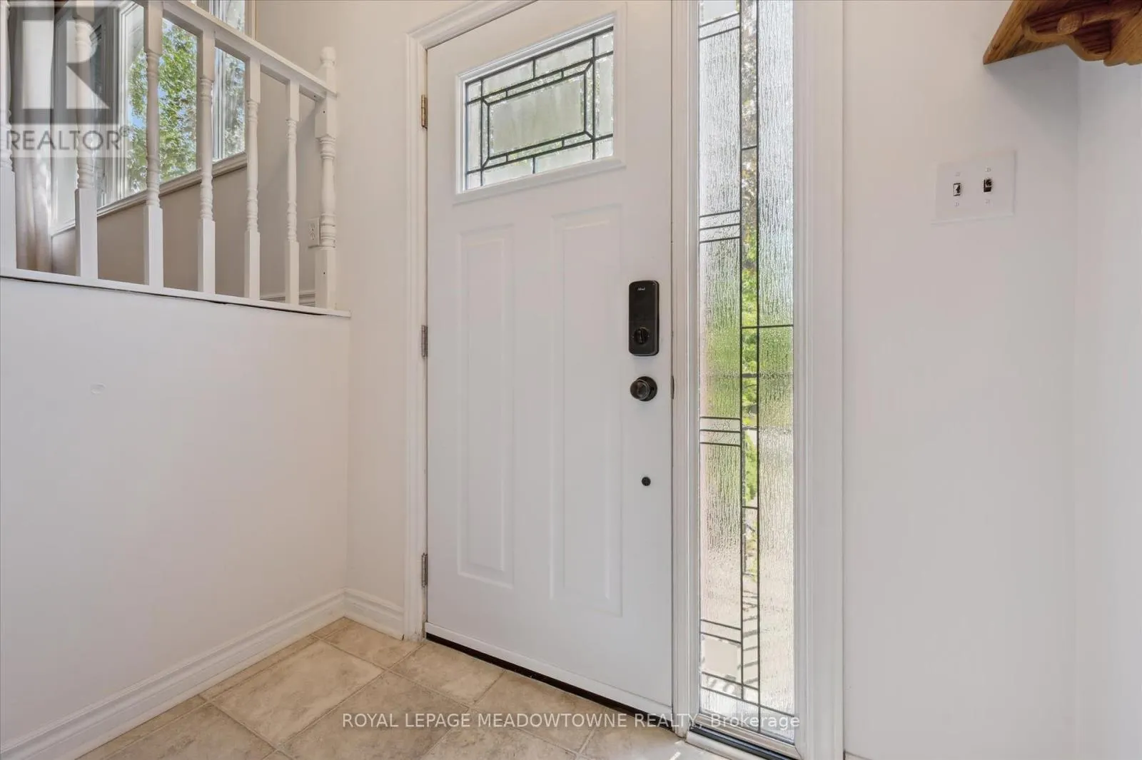 77 PINEMEADOW CRESCENT