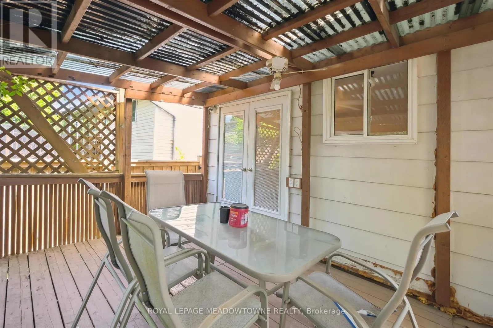 77 PINEMEADOW CRESCENT