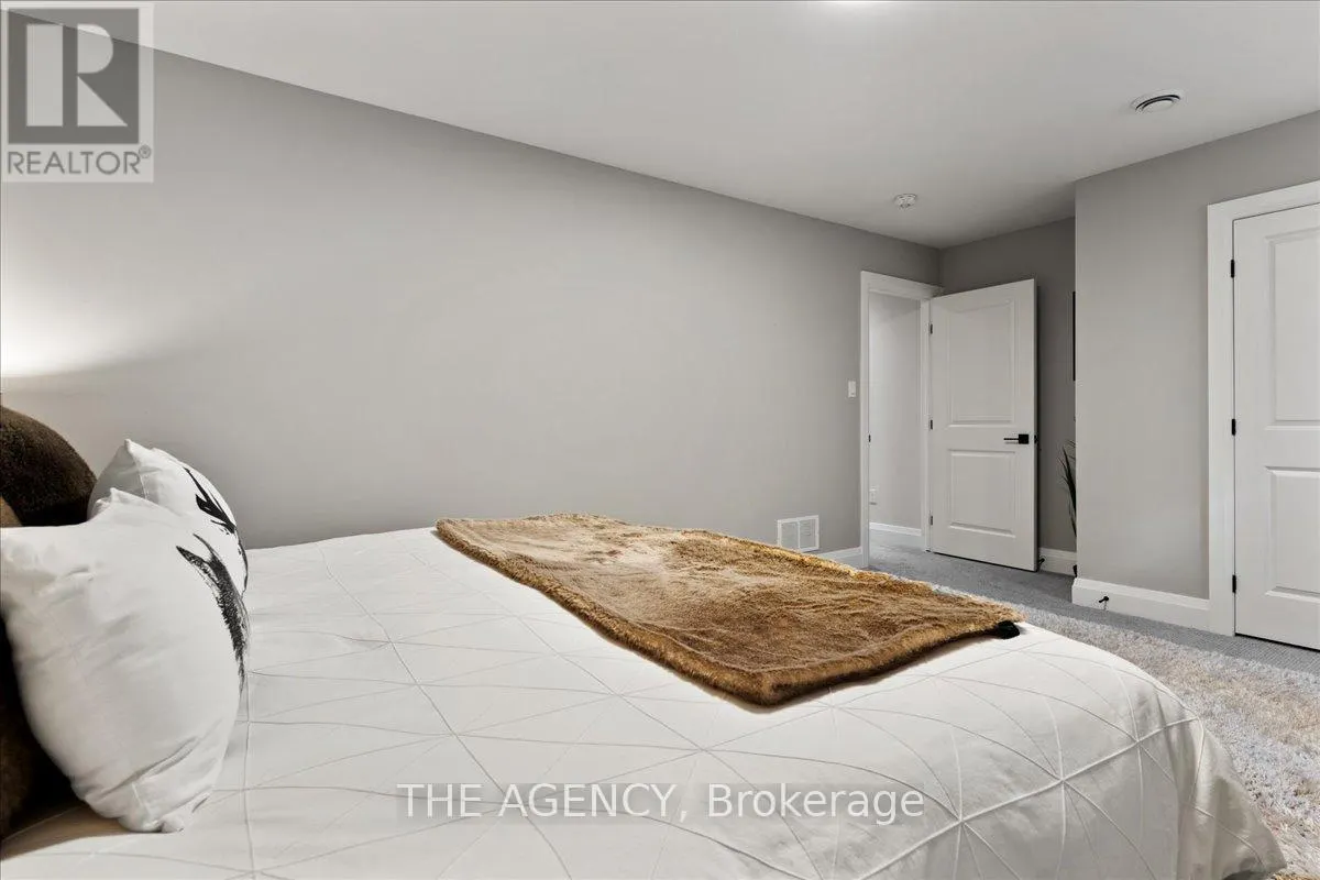302 - 5 WOOD HAVEN DRIVE