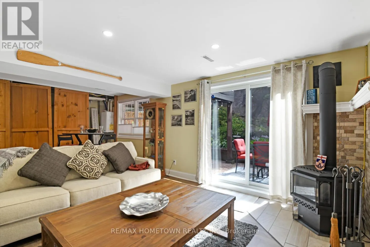33 COUNTRY CLUB PLACE