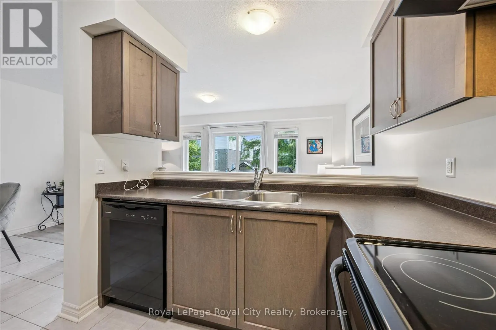 51 OLDFIELD DRIVE