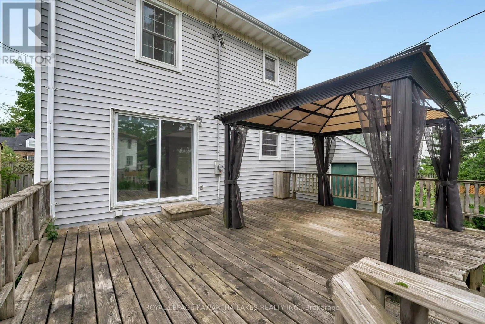 769 CHESTERFIELD AVENUE
