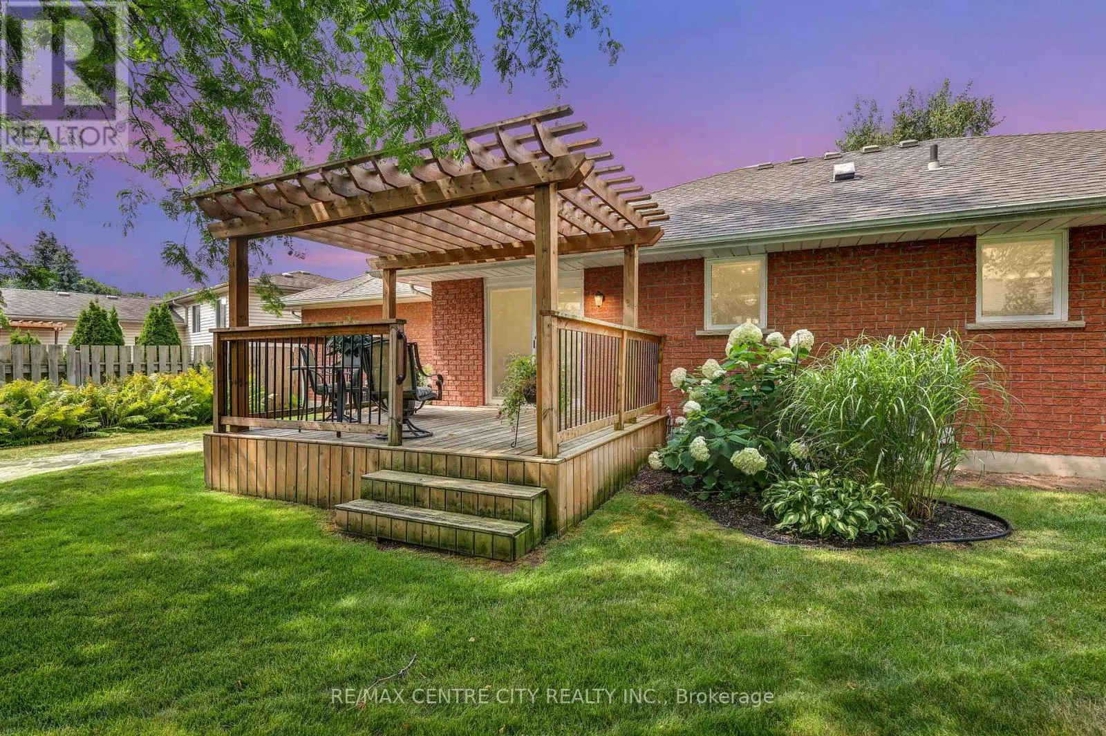 92 GLENDALE DRIVE