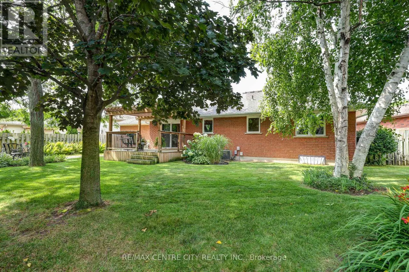 92 GLENDALE DRIVE
