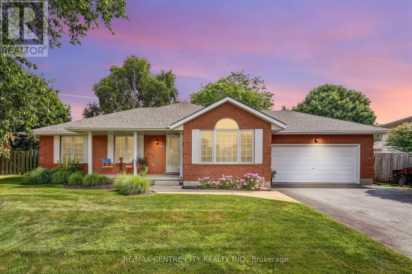 92 GLENDALE DRIVE