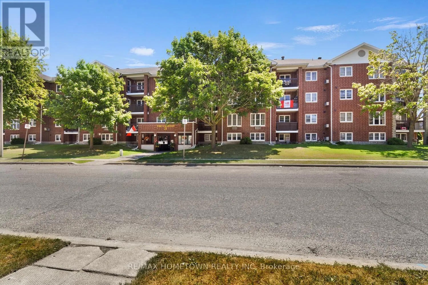 311 - 21 LISTON AVENUE
