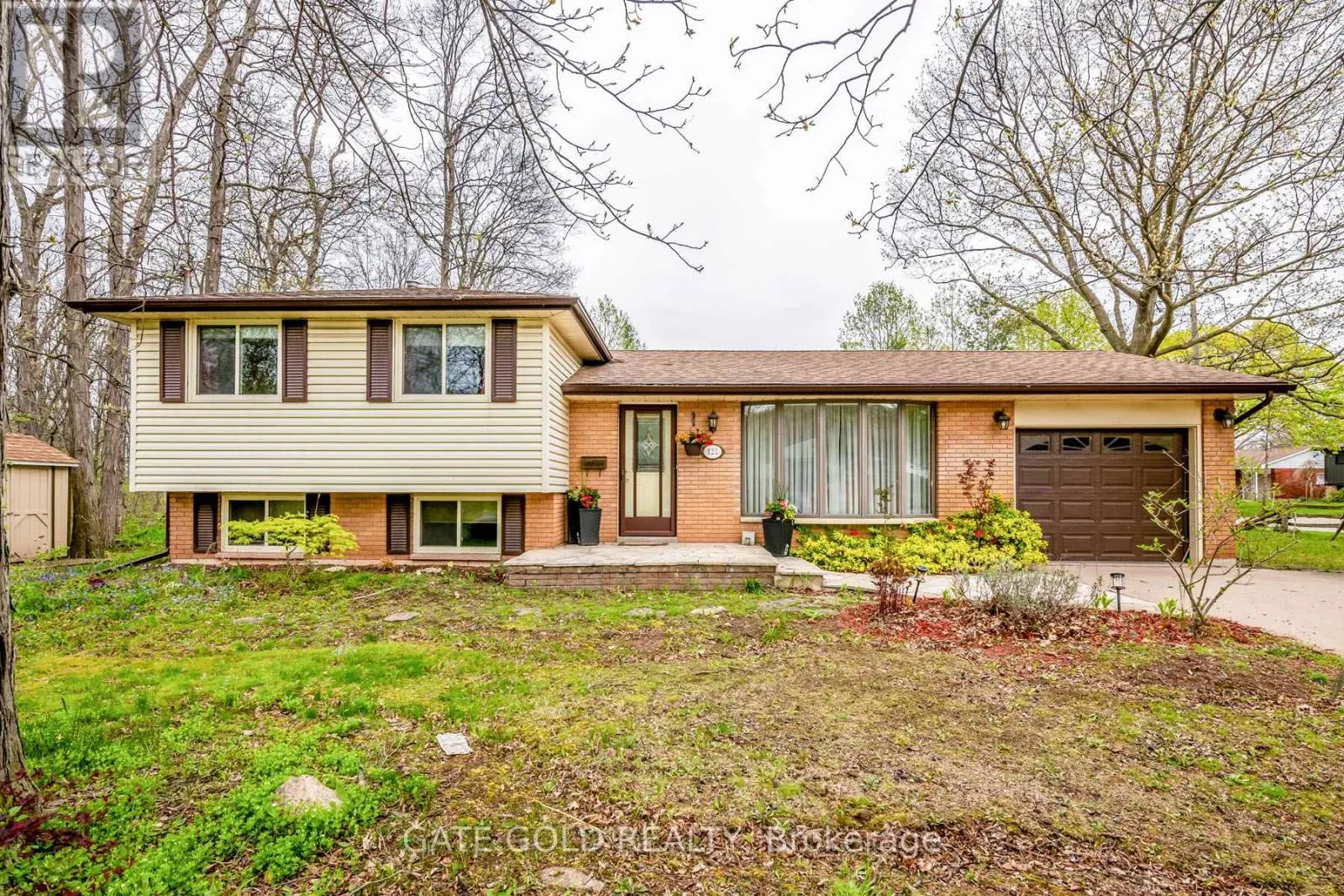 122 FOREST HILL ROAD