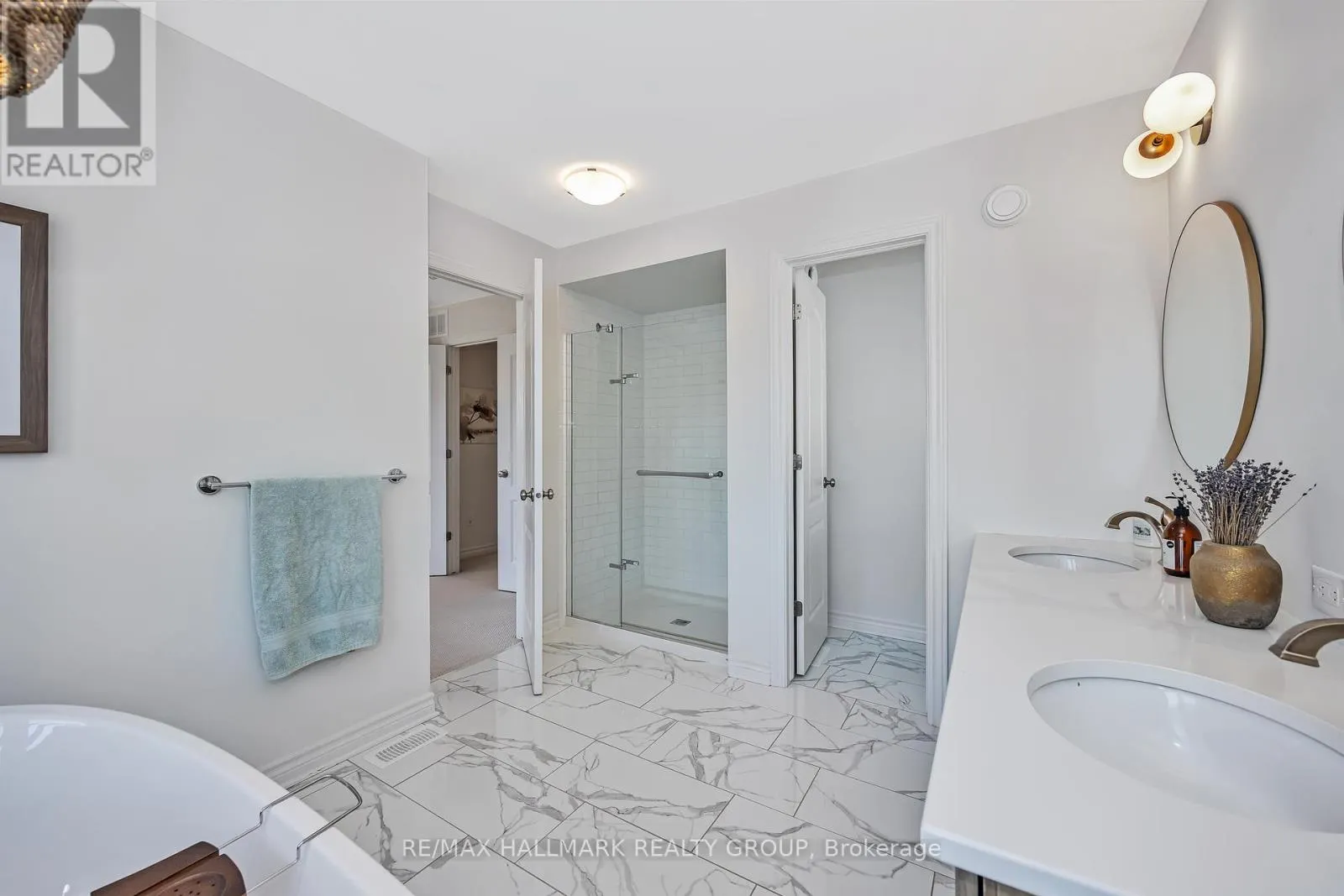 271 MOUNT NEBO WAY