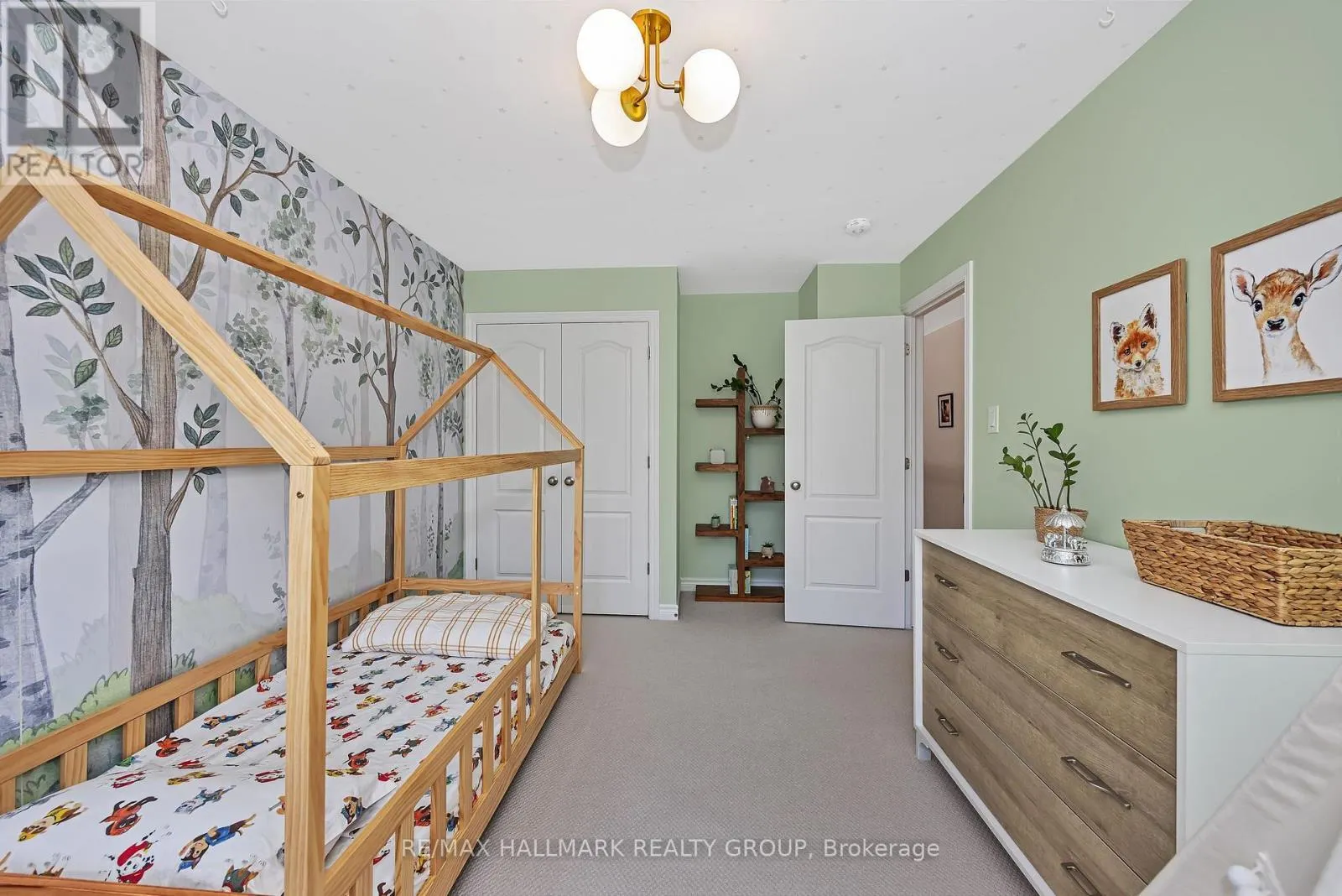 271 MOUNT NEBO WAY