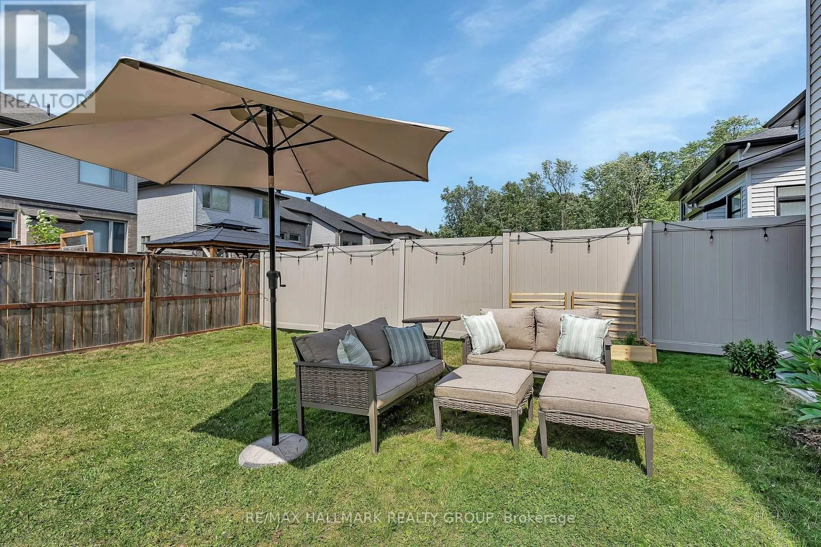 271 MOUNT NEBO WAY