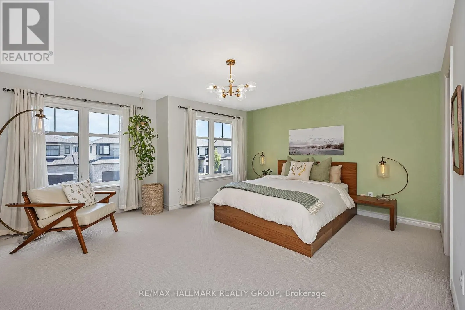 271 MOUNT NEBO WAY