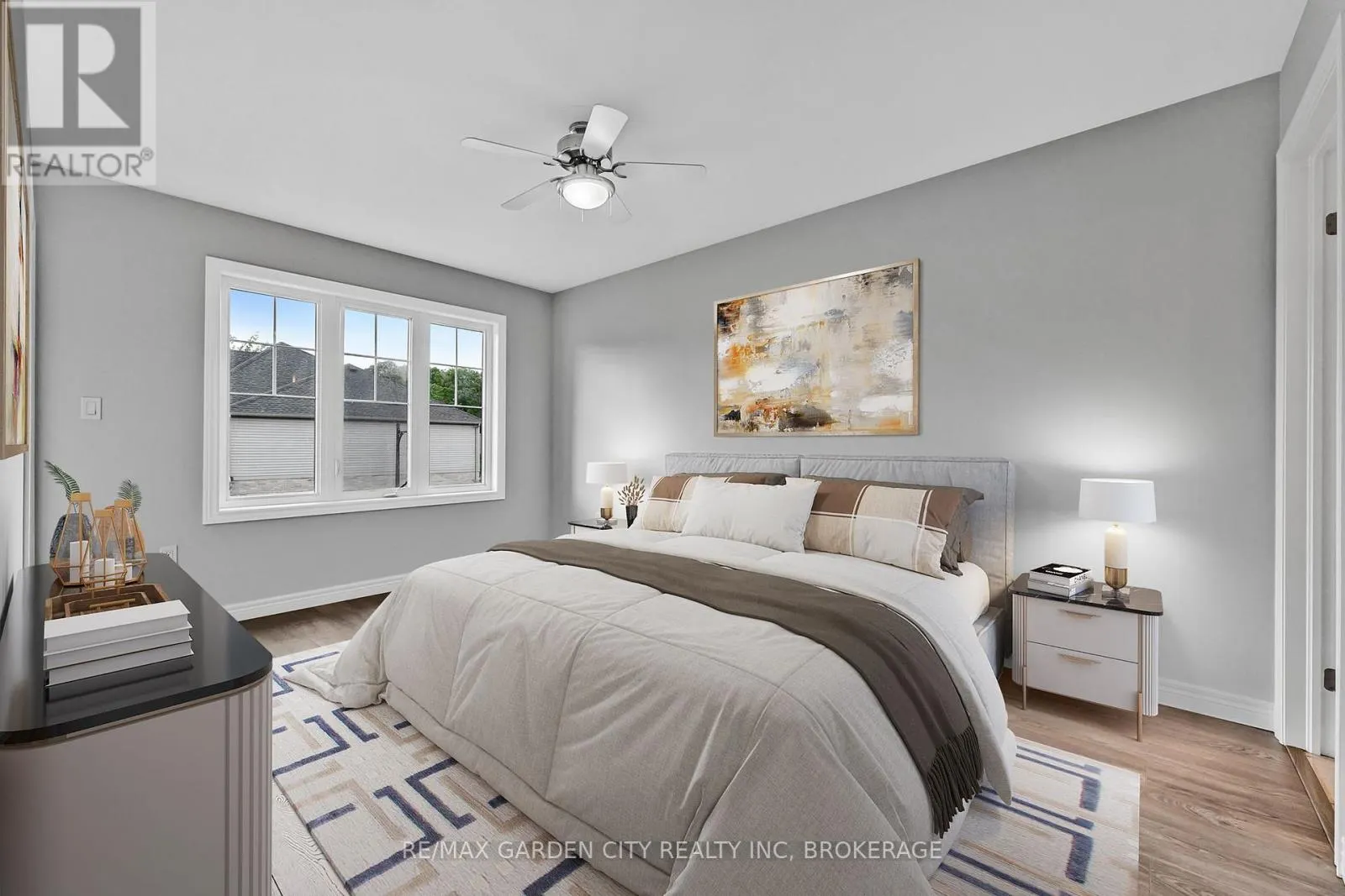 4 - 340 PROSPECT POINT ROAD N, #4
