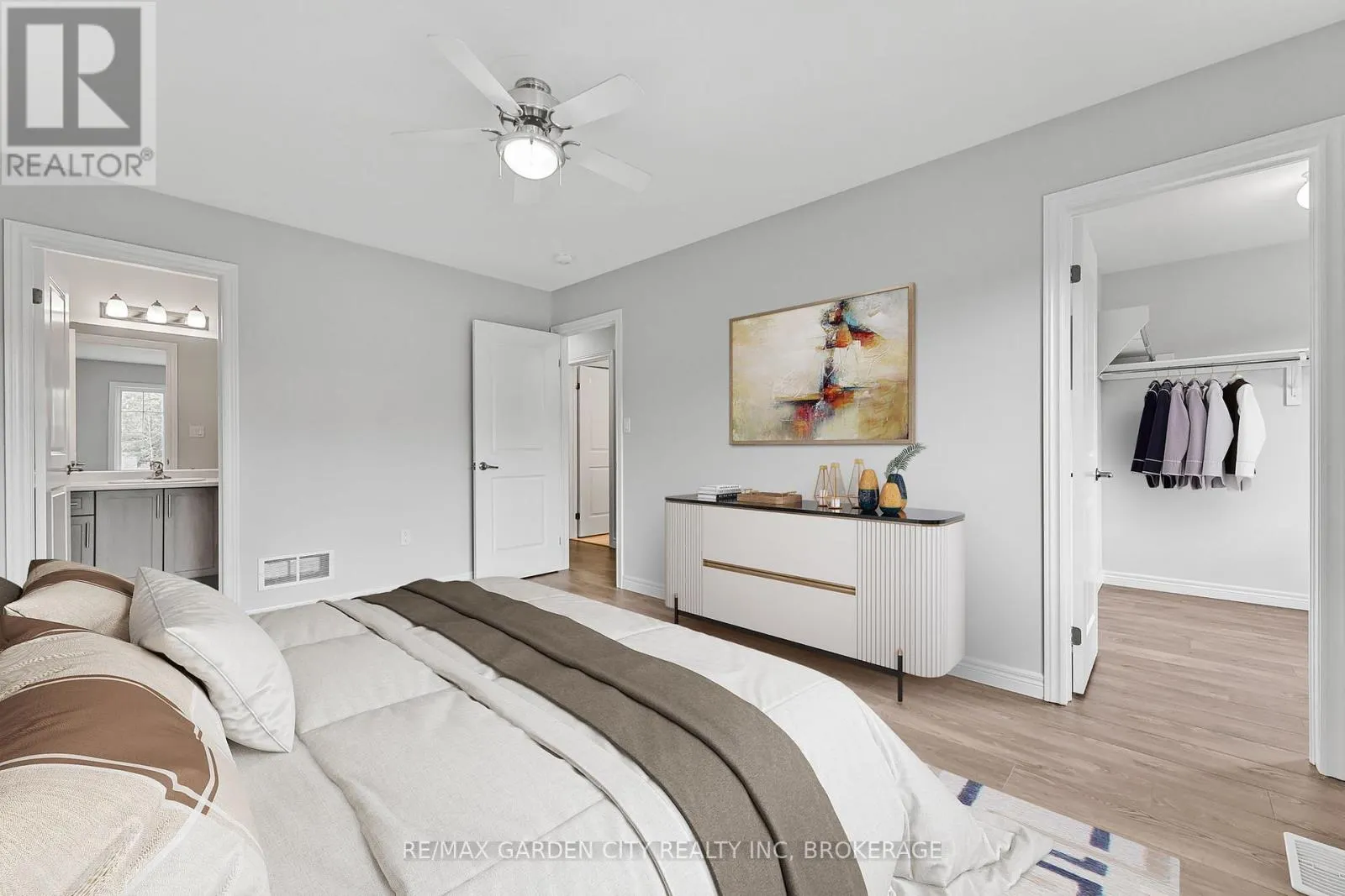 4 - 340 PROSPECT POINT ROAD N, #4