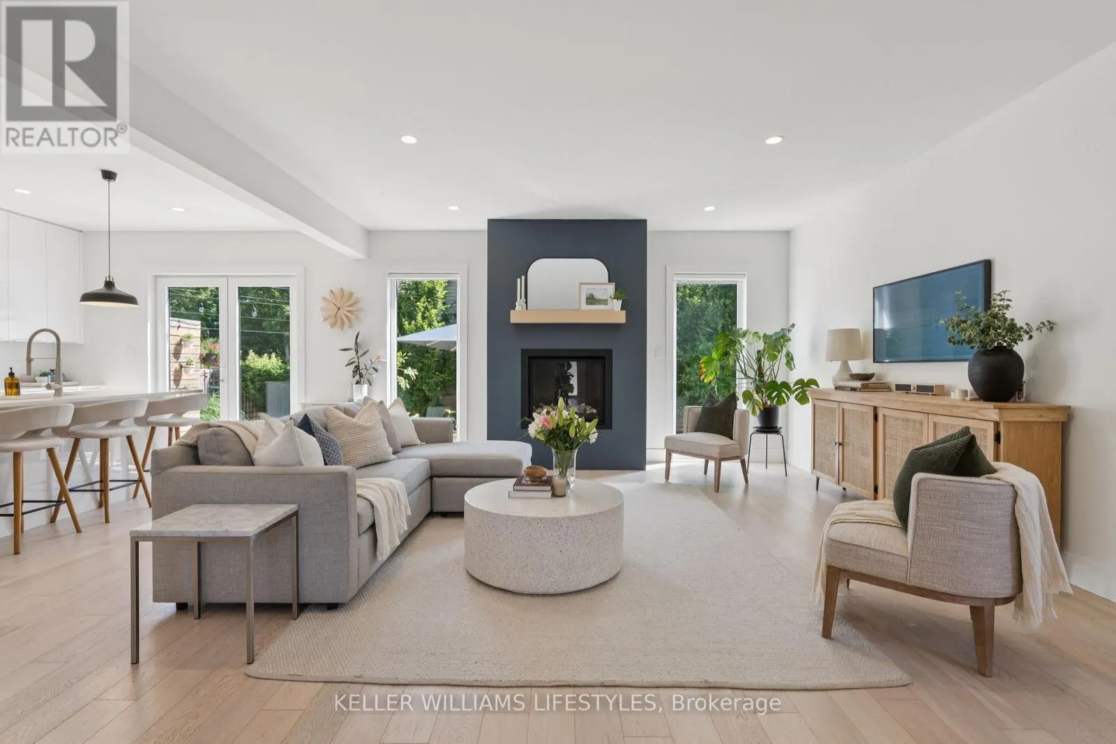 24 - 41 EARLSCOURT TERRACE, #24