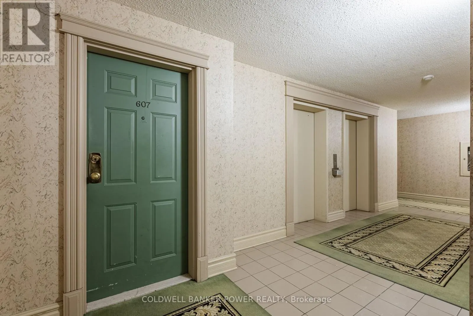 607 - 600 TALBOT STREET, #607