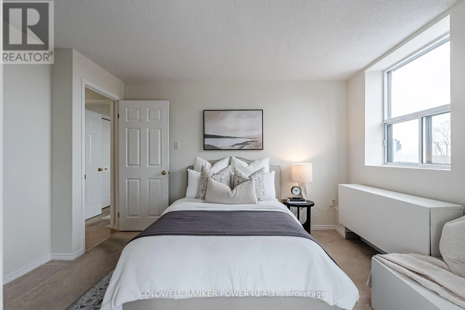 607 - 600 TALBOT STREET, #607
