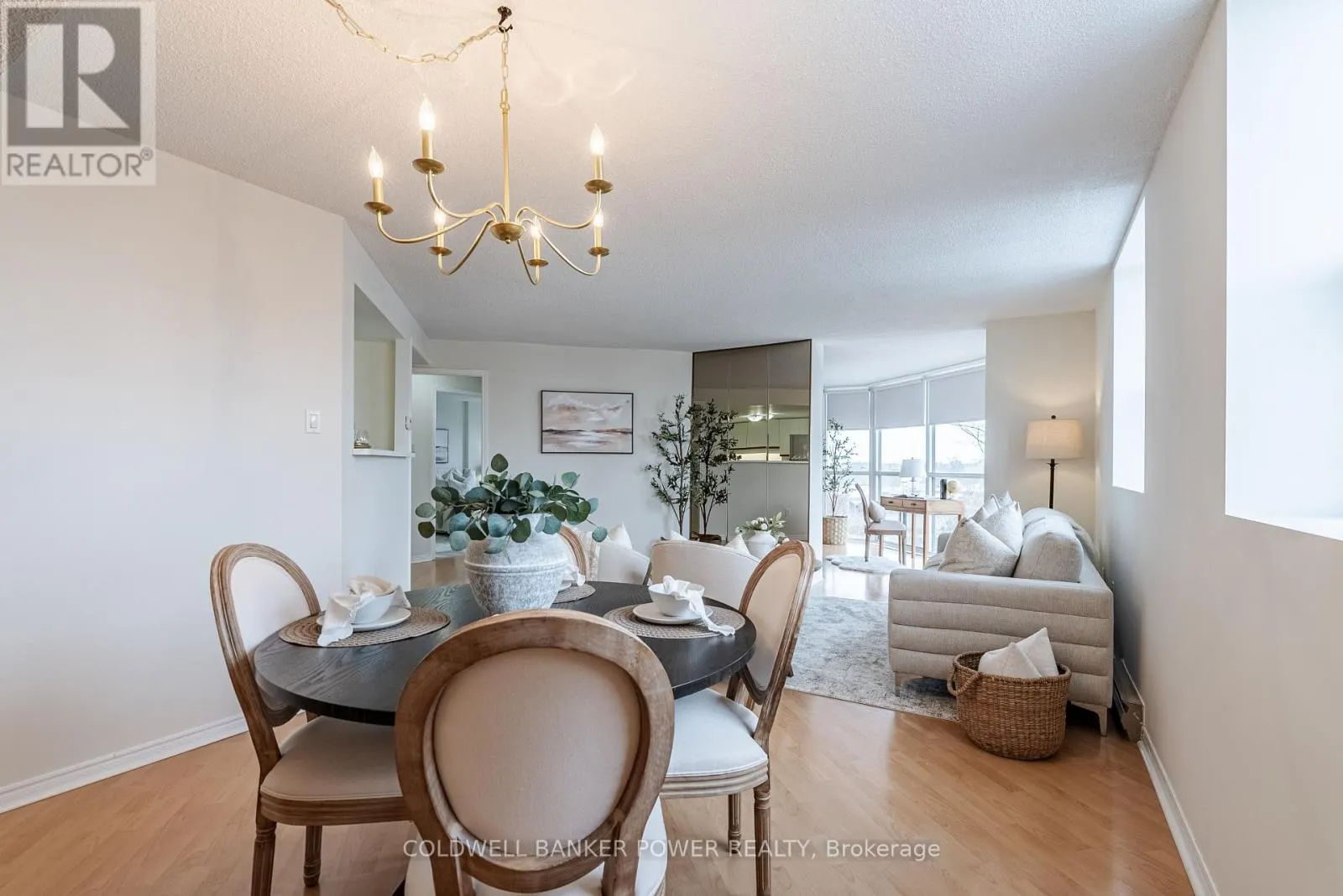 607 - 600 TALBOT STREET, #607