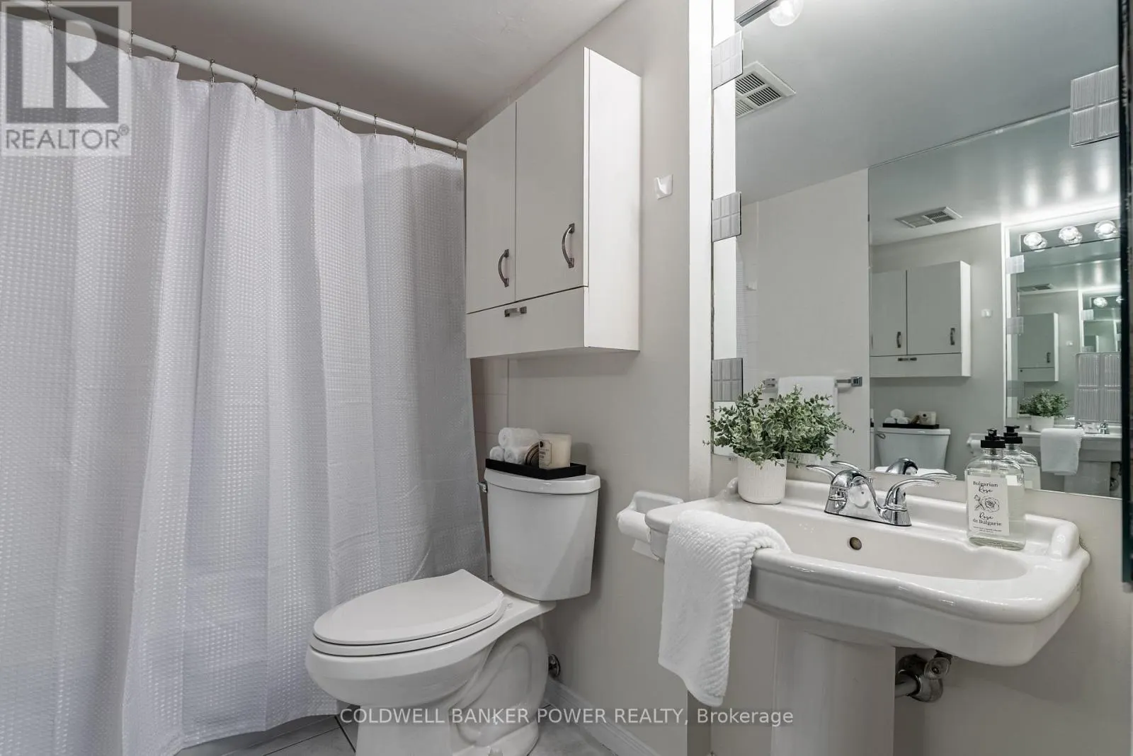 607 - 600 TALBOT STREET, #607