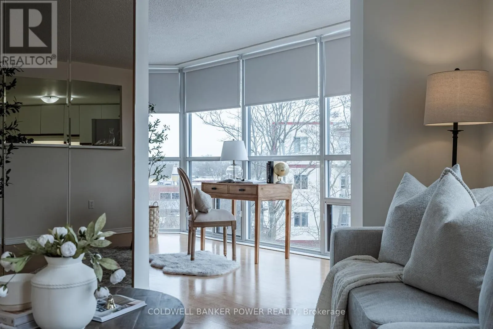 607 - 600 TALBOT STREET, #607