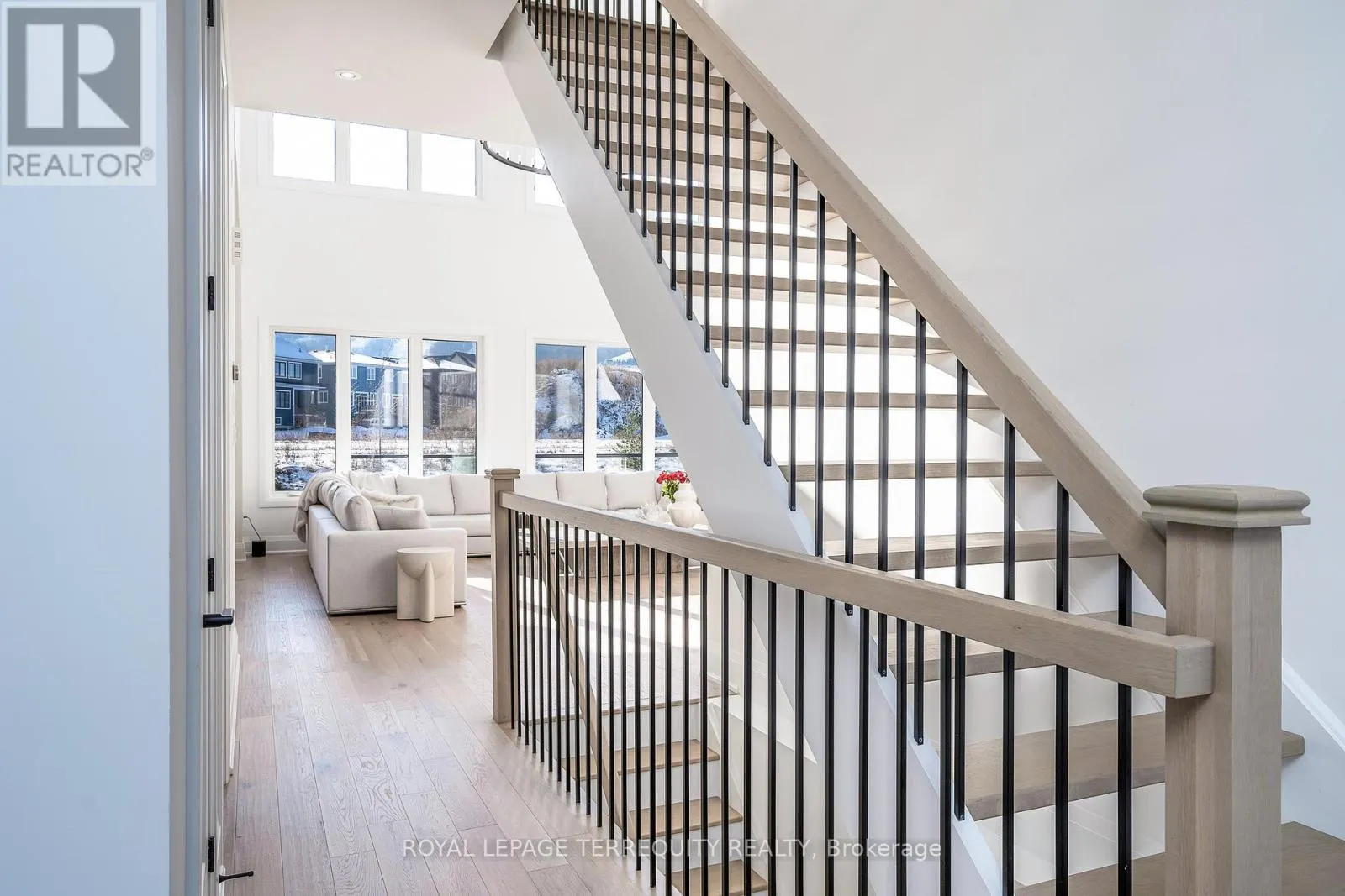 109 STILLWATER CRESCENT