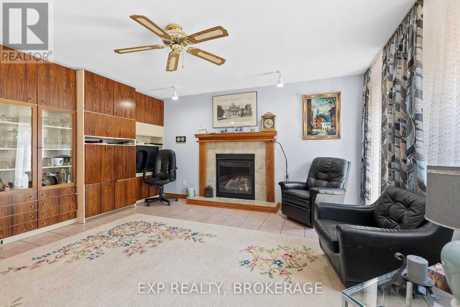 1424 COTTSMERE COURT