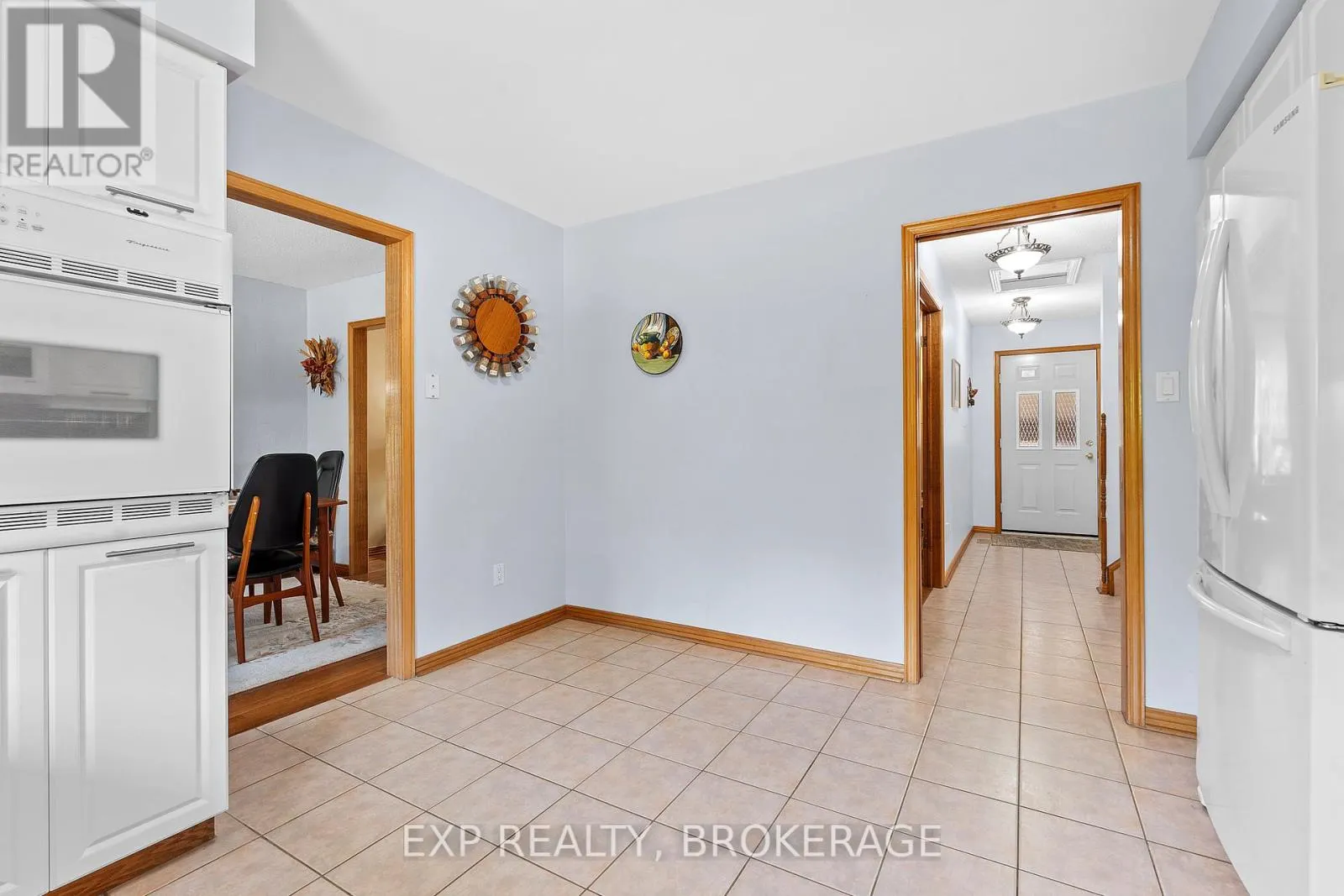 1424 COTTSMERE COURT