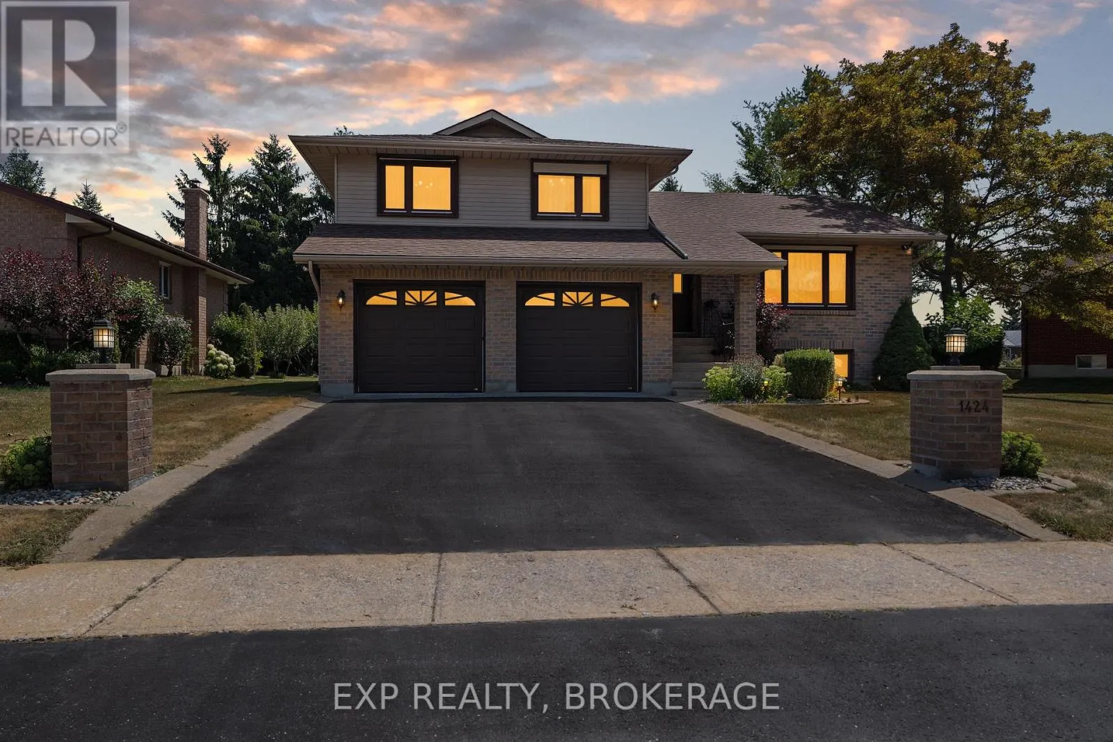 1424 COTTSMERE COURT