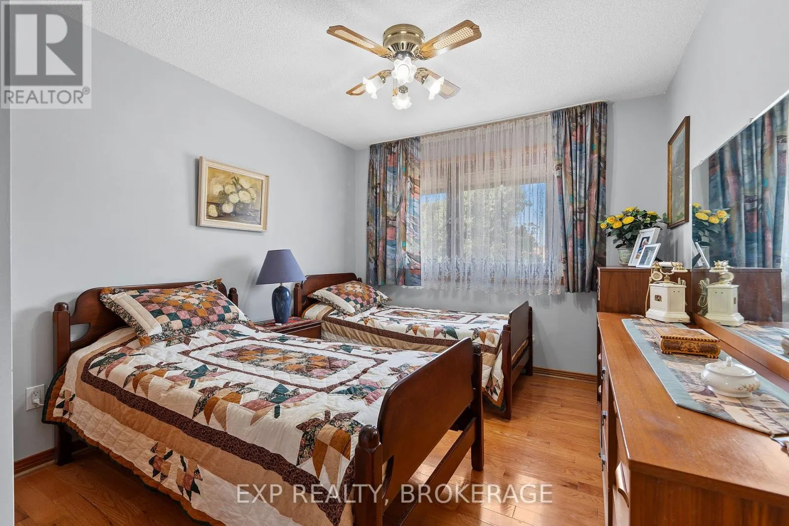1424 COTTSMERE COURT