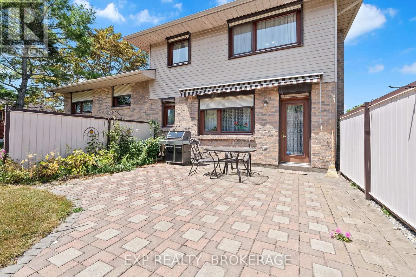 1424 COTTSMERE COURT