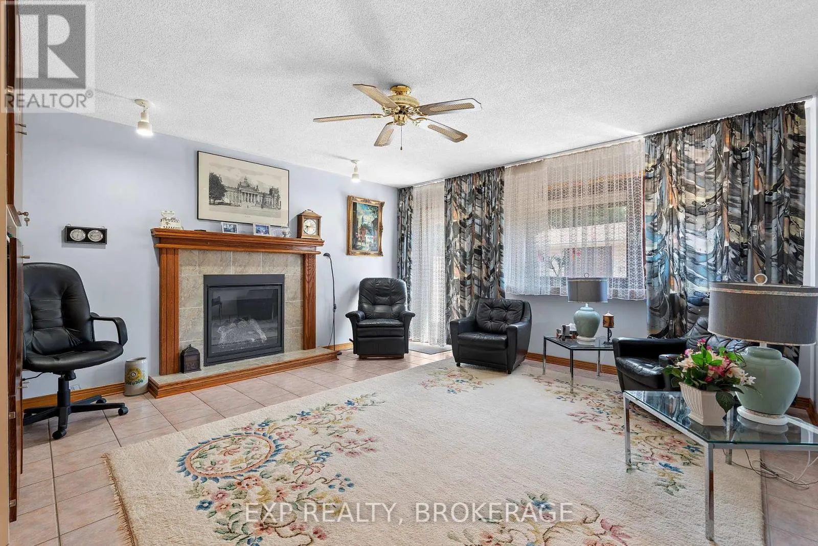 1424 COTTSMERE COURT