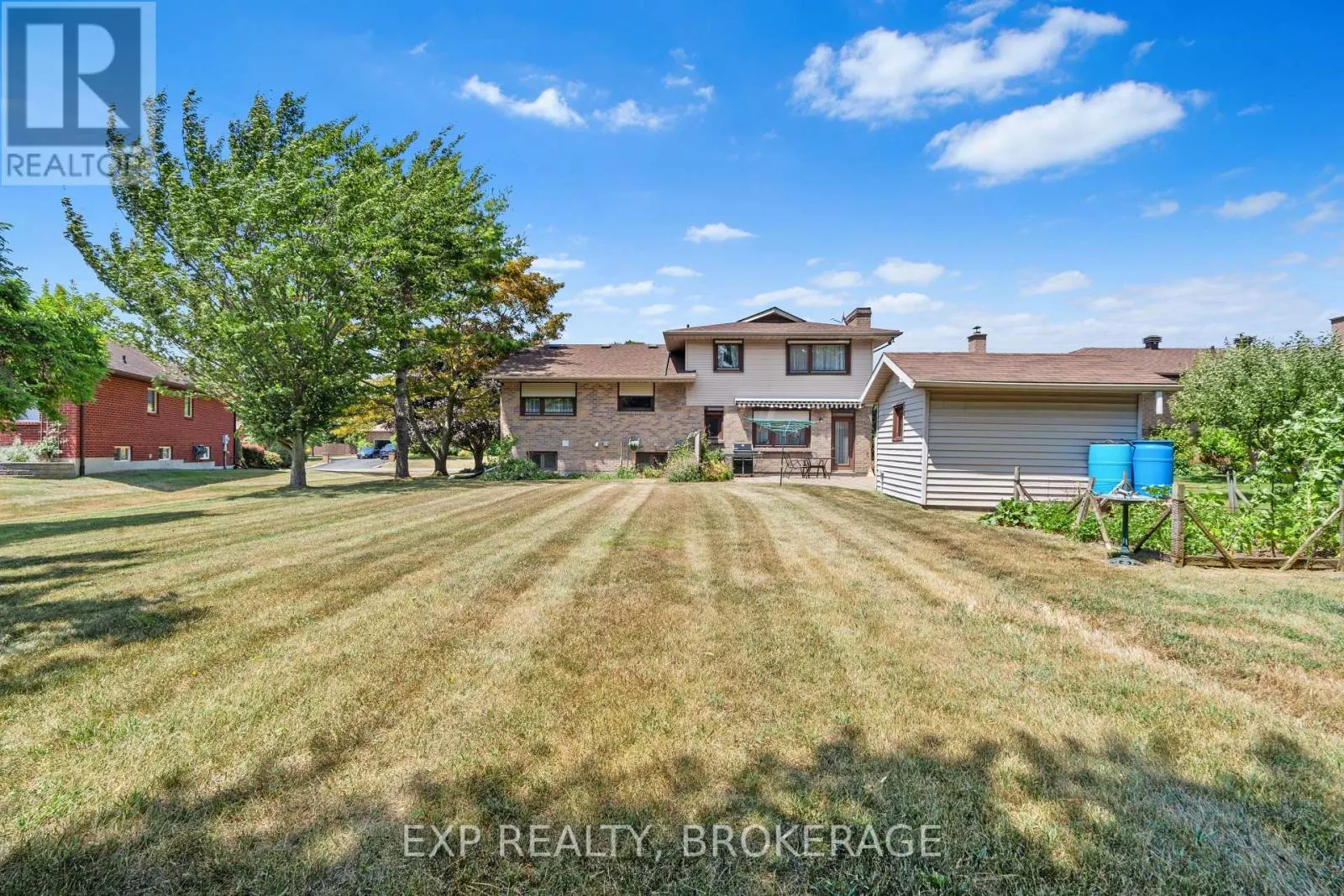 1424 COTTSMERE COURT