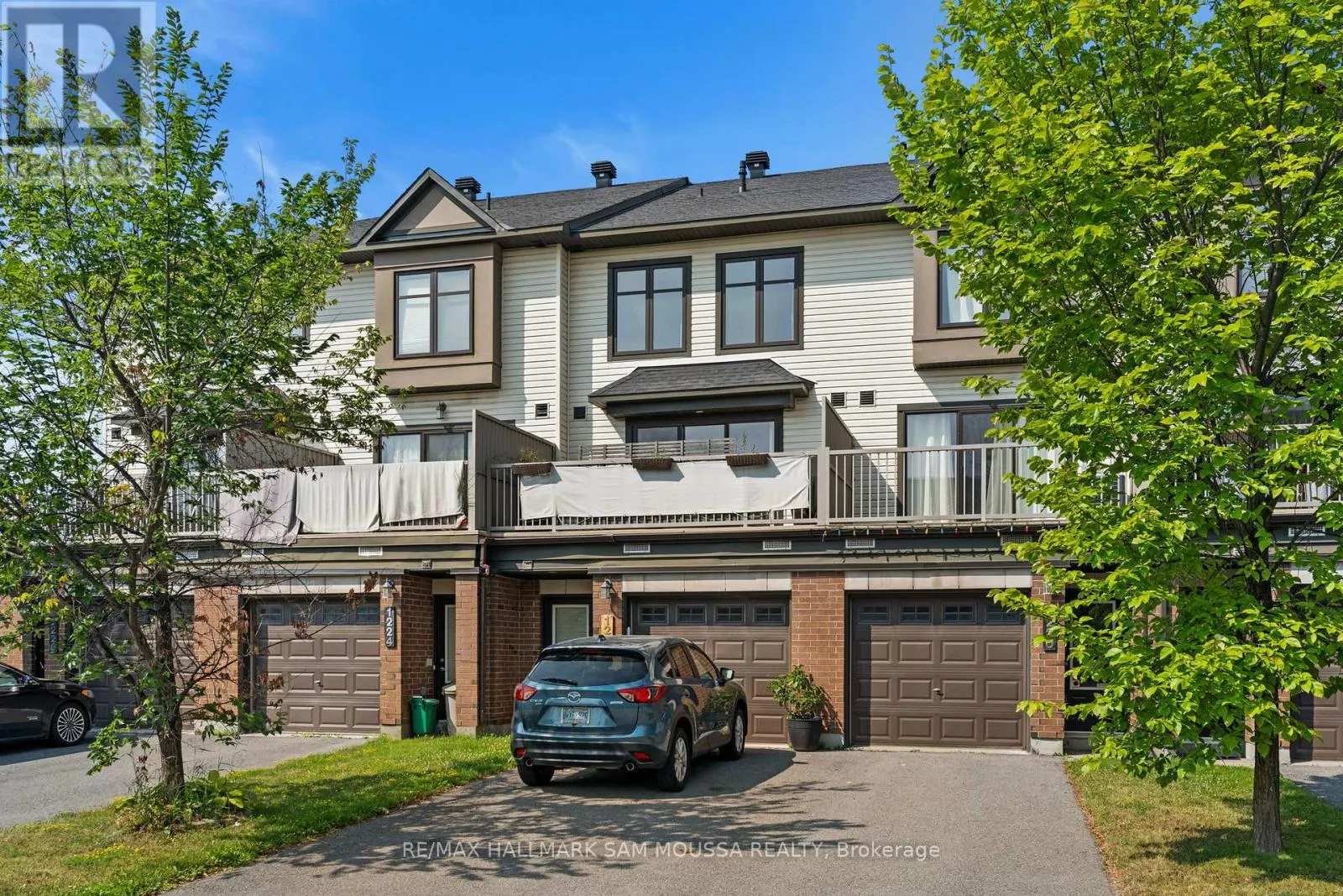 1222 LONGFIELDS DRIVE