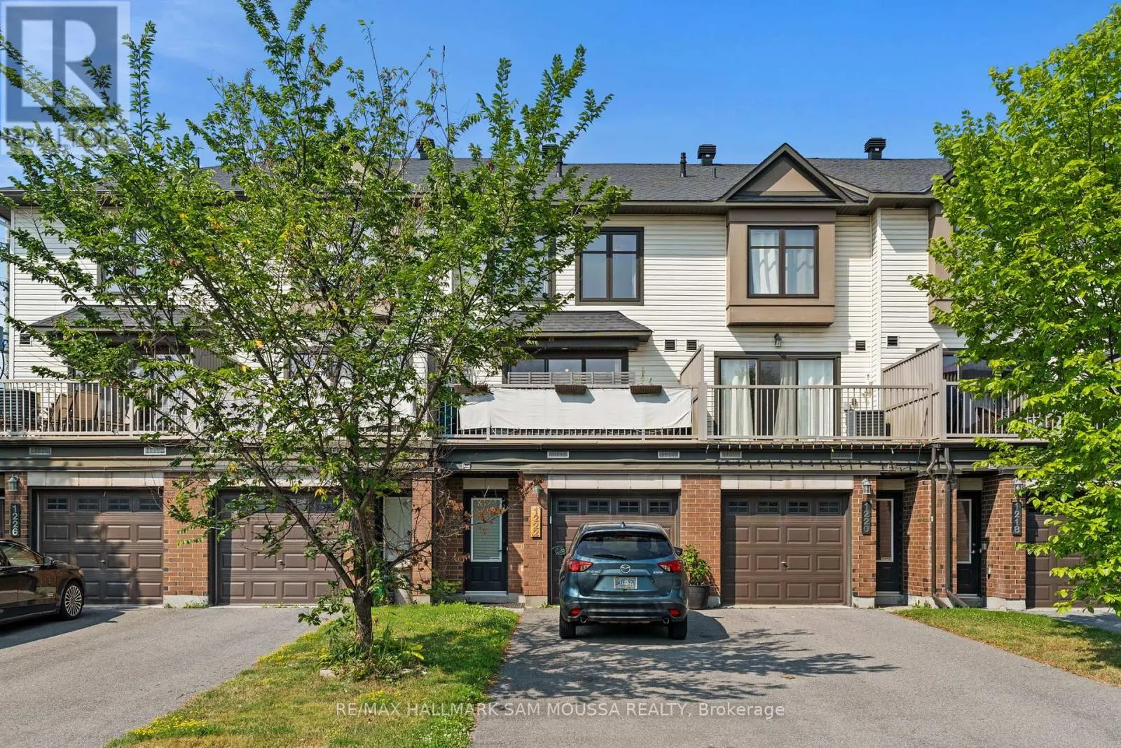 1222 LONGFIELDS DRIVE