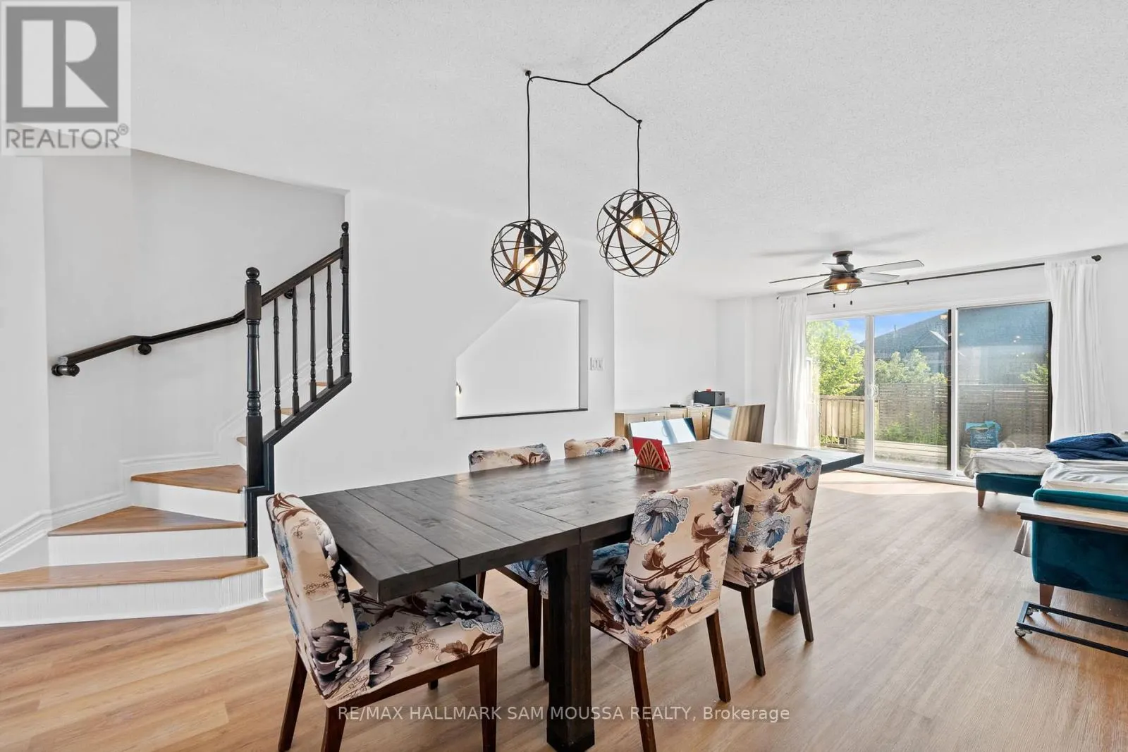 1222 LONGFIELDS DRIVE
