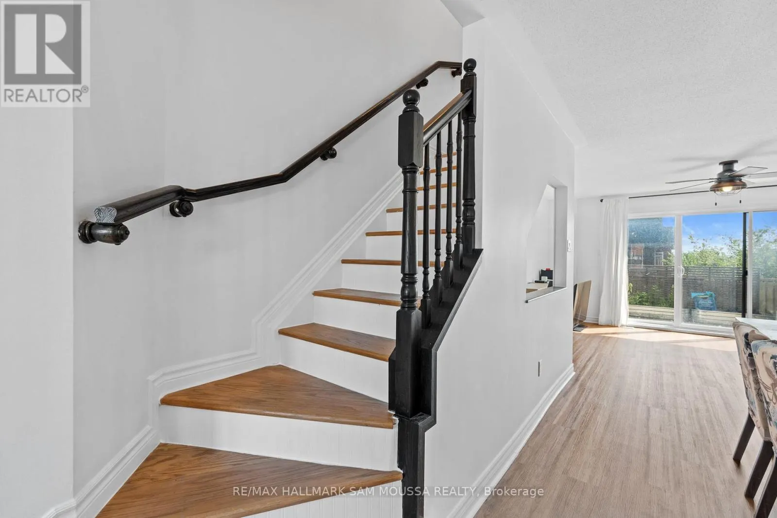 1222 LONGFIELDS DRIVE