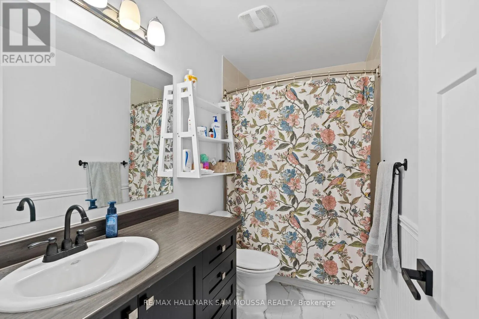 1222 LONGFIELDS DRIVE