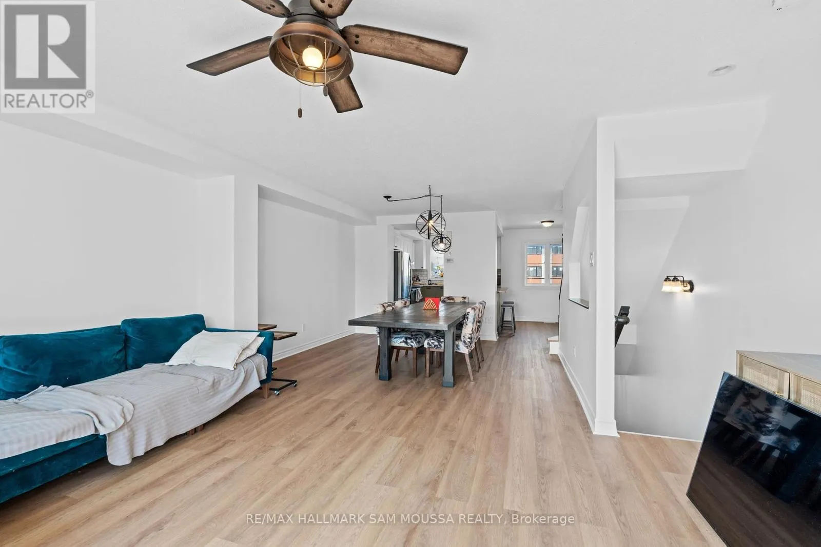 1222 LONGFIELDS DRIVE
