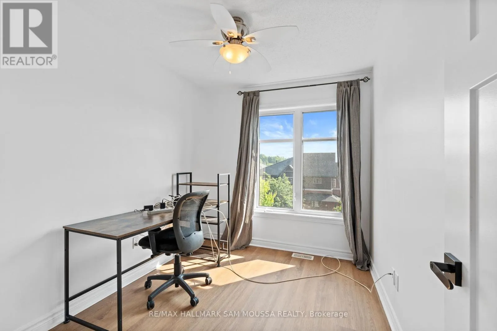 1222 LONGFIELDS DRIVE