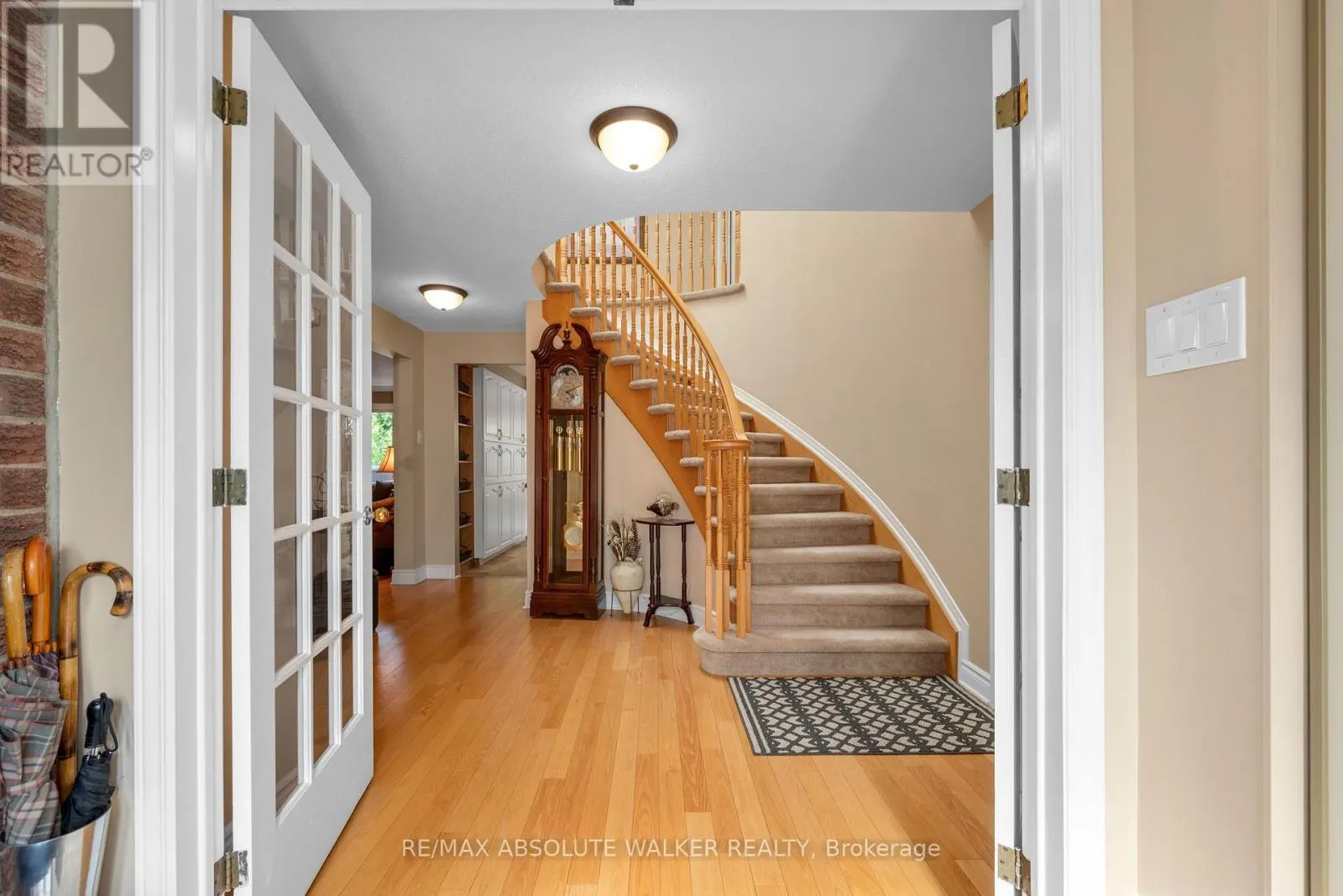 1866 ROBINWOOD PLACE