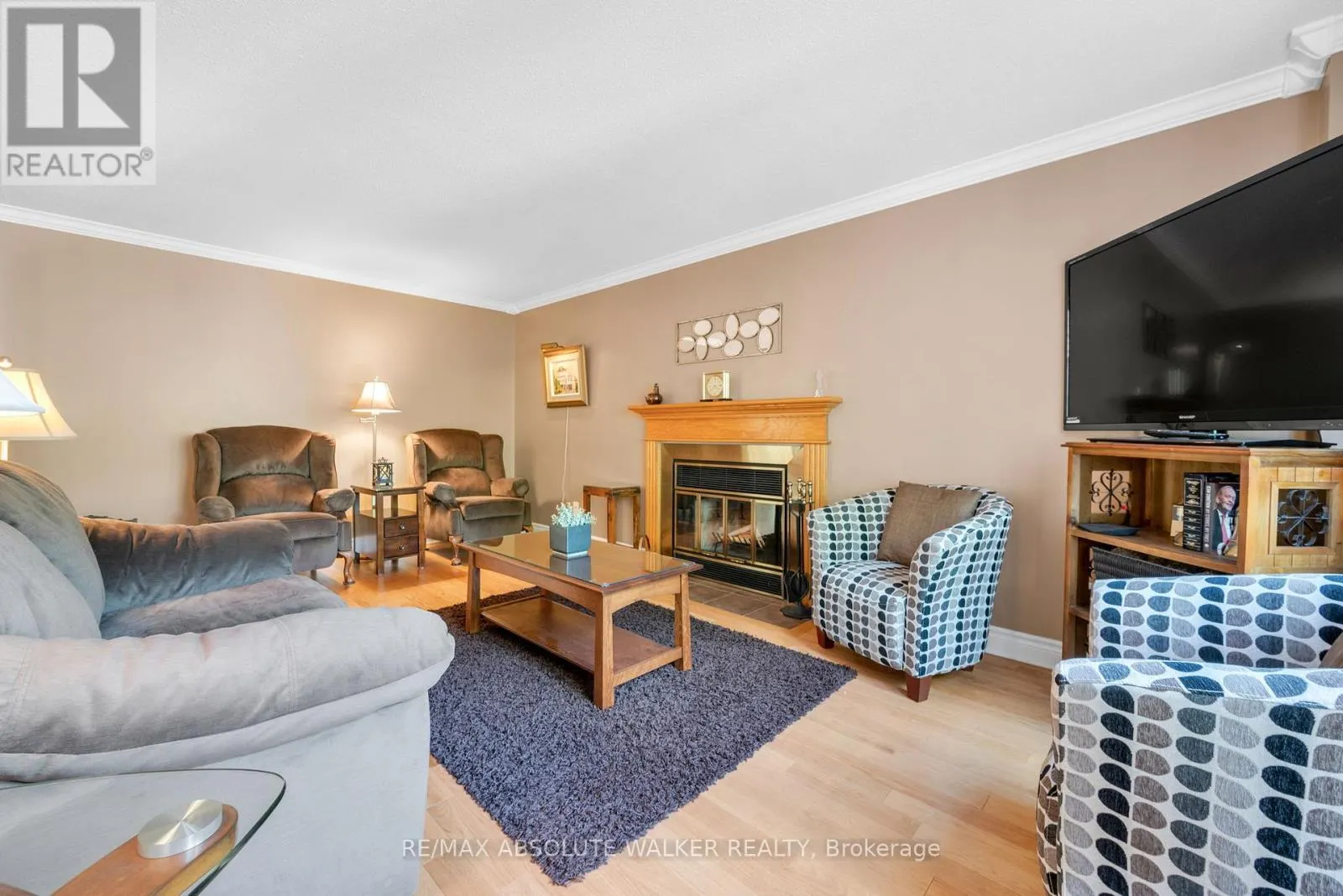 1866 ROBINWOOD PLACE